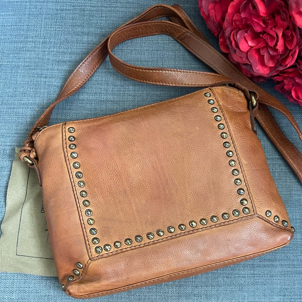 NWT VILENCA HOLLAND LEATHER  CROSSBODY BAG PURSE